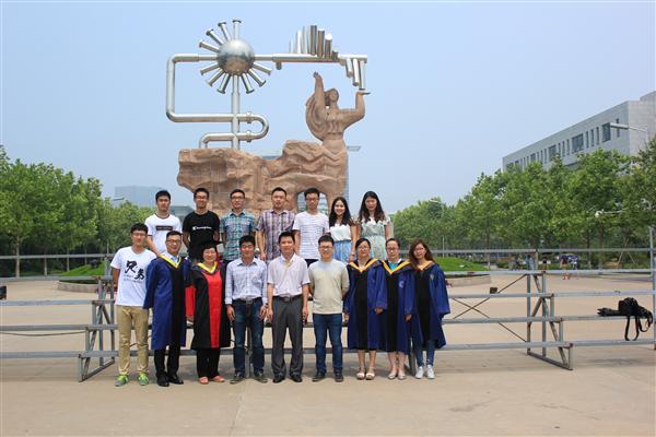 祝賀NEM課題組2016屆畢業(yè)生順利畢